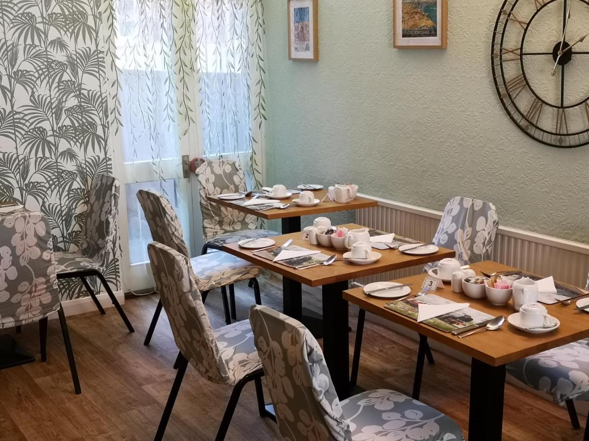 The Phoenix Guest House Σκάρμπορο Εξωτερικό φωτογραφία