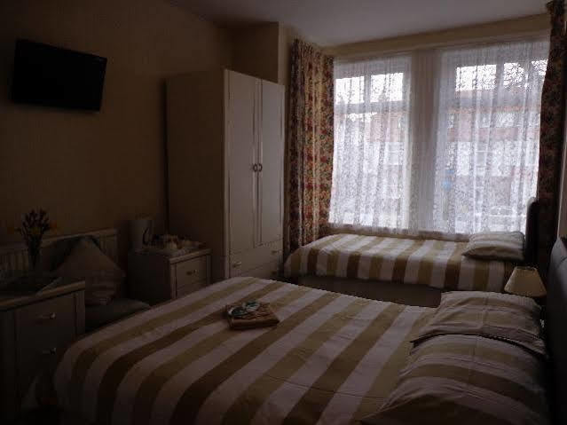 The Phoenix Guest House Σκάρμπορο Εξωτερικό φωτογραφία